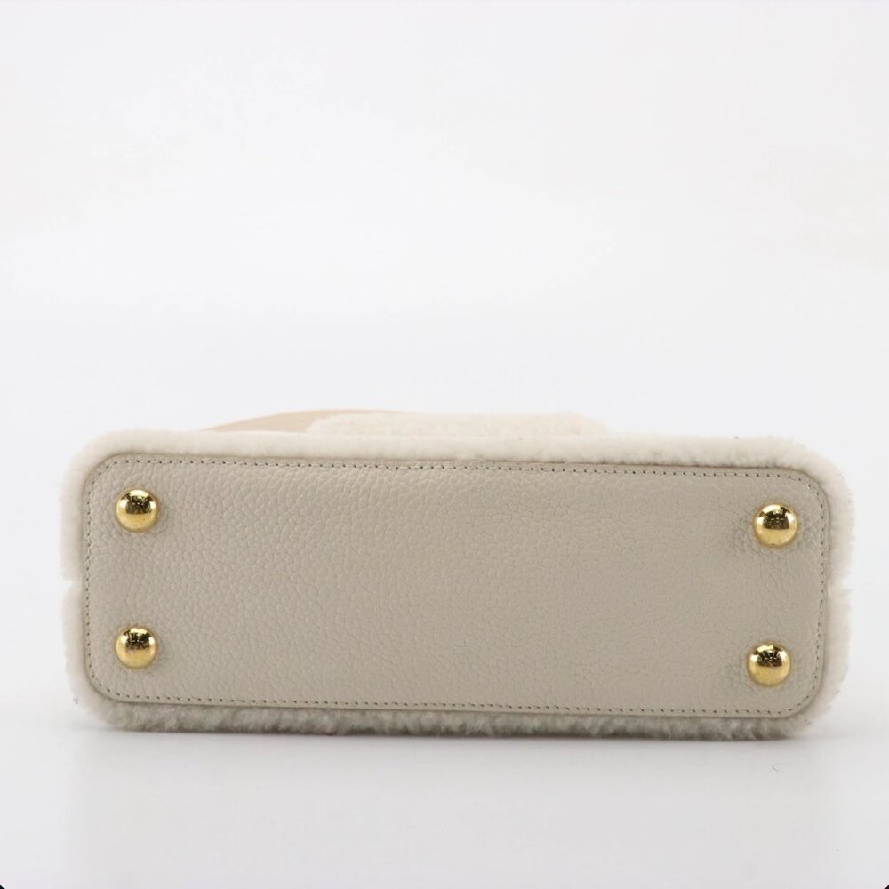 Louis Vuitton White Shearling BB Capucines Bag - Picture 5 of 14